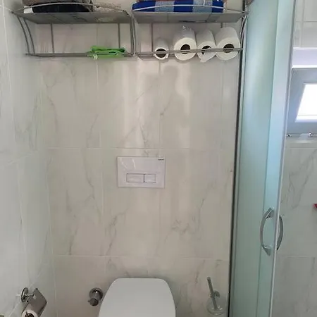 Daire Aile Apartmani, Teras Kat Daire *
