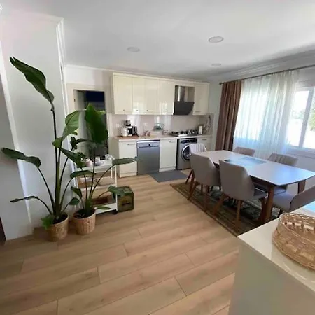شقة Aile Apartmani, Teras Kat Daire